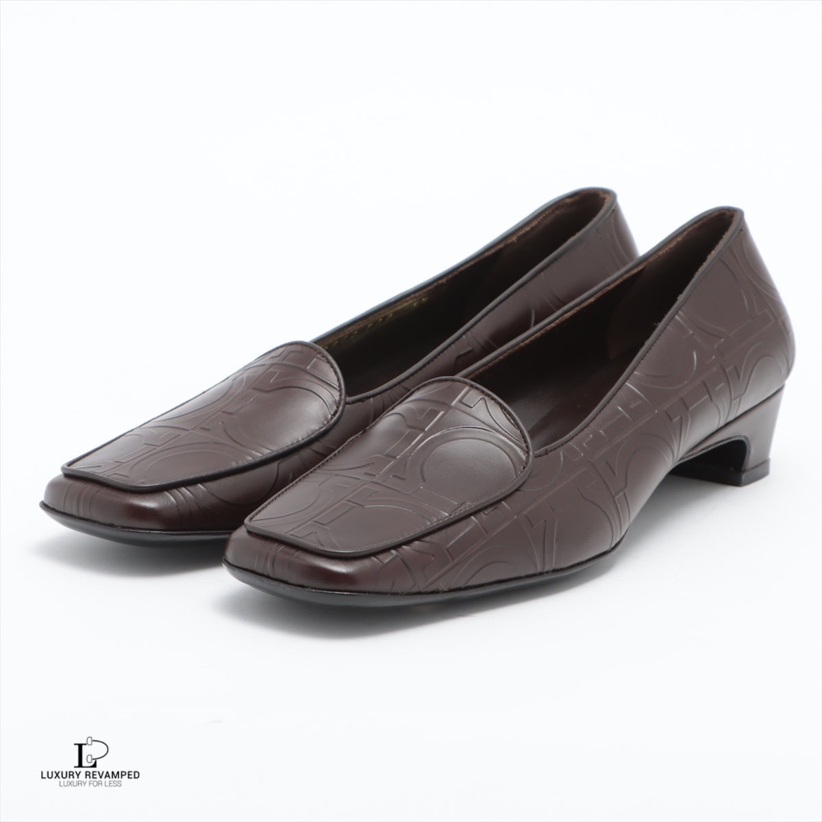 SALVATORE FERRAGAMO Gancini Pumps (Made in Italy) - Luxury Revamped