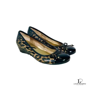 Pre-loved Anne Klein leopard print wedge shoes, size US 7.5, front view – secondhand designer, NZ
