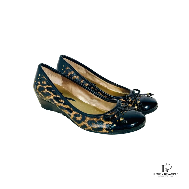 Pre-loved Anne Klein leopard print wedge shoes, size US 7.5, front view – secondhand designer, NZ