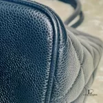 Chanel Medallion black caviar leather tote bag, view 15