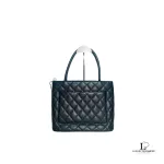 Chanel Medallion black caviar leather tote bag, view 2
