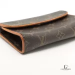 Louis Vuitton Monogram Florentine belt bag XS, view 9