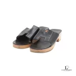 Hermes Kevlar black leather sandals, size 40, view 3