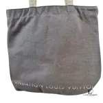 Louis Vuitton Fondation Museum limited greyish mauve and beige canvas tote bag, view 3