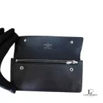 Louis Vuitton Taiga black leather flap-type long wallet, view 3
