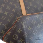 Louis Vuitton Monogram Sac Shopping tote bag with vachetta handles, view 20