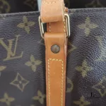 Louis Vuitton Monogram Sac Shopping tote bag with vachetta handles, view 26
