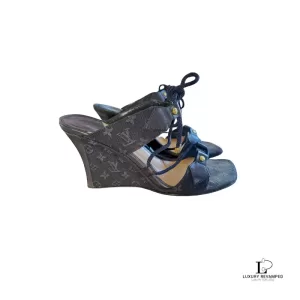 Pre-loved Louis Vuitton Monogram denim dark blue strappy wedge sandals, size 37, made in Italy, front view – secondhand designer, NZ