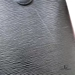 Louis Vuitton Epi Cluny black leather shoulder bag, model M52257, view 17