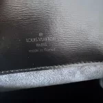 Louis Vuitton Epi Cluny black leather shoulder bag, model M52257, view 21