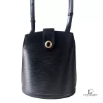 Louis Vuitton Epi Cluny black leather shoulder bag, model M52257, view 2