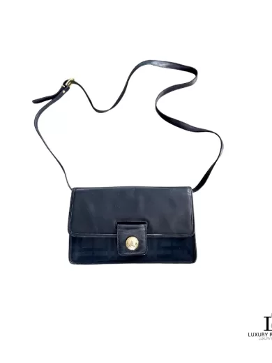 BURBERRY Vintage Nova Check Clutch with removable Strap