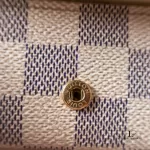 Louis Vuitton Multicles 4 Damier Azur key case, view 15