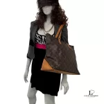 Louis Vuitton Monogram Cabas Mezzo tote bag, early 2000s, view 18