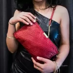 Luxury Revamped - BURBERRY Peyton Signature Grain Check Embossed Leather Crossbody Bag – Handbags Icons – view 31 | authenticated pre-loved luxury