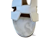 Hermès Oasis white leather sandals, size 35.5, view 10