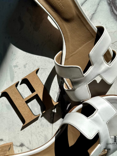 Hermes Oasis Leather Sandals