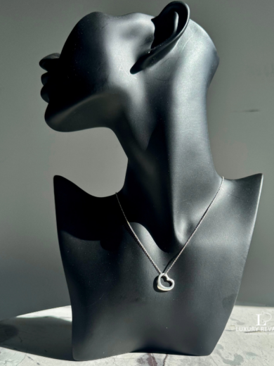 TIFFANY & CO Elsa Peretti Open Heart Necklace