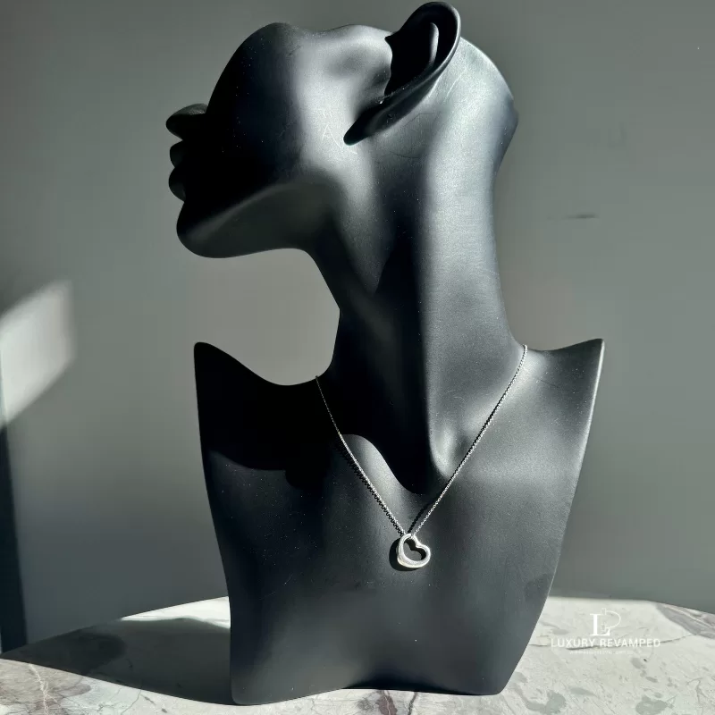 TIFFANY & CO Elsa Peretti Open Heart Necklace