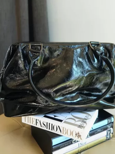 LONGCHAMP Légende Patent Leather Handbag