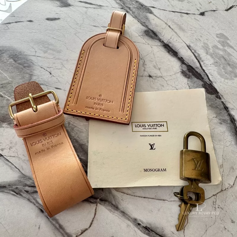 Louis Vuitton Travel accessory set (1)