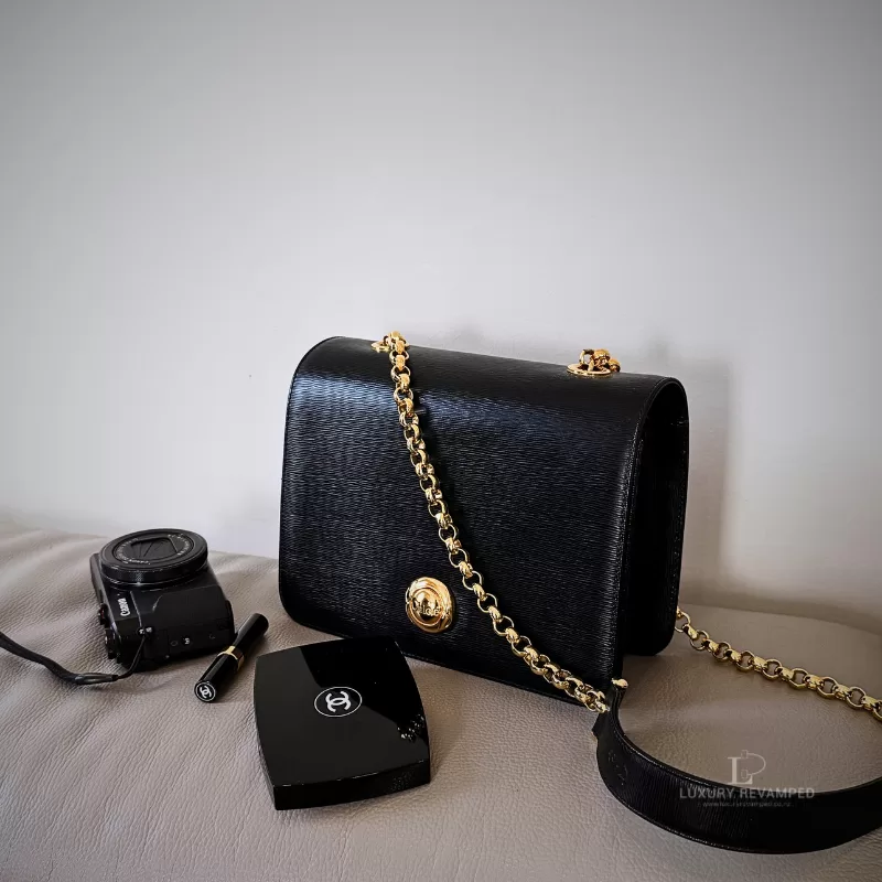 Chloé Vintage Black Epi Leather Jewelry Button Chain Shoulder Bag