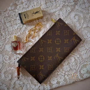 Louis Vuitton Monogram GM Accessory Pouch